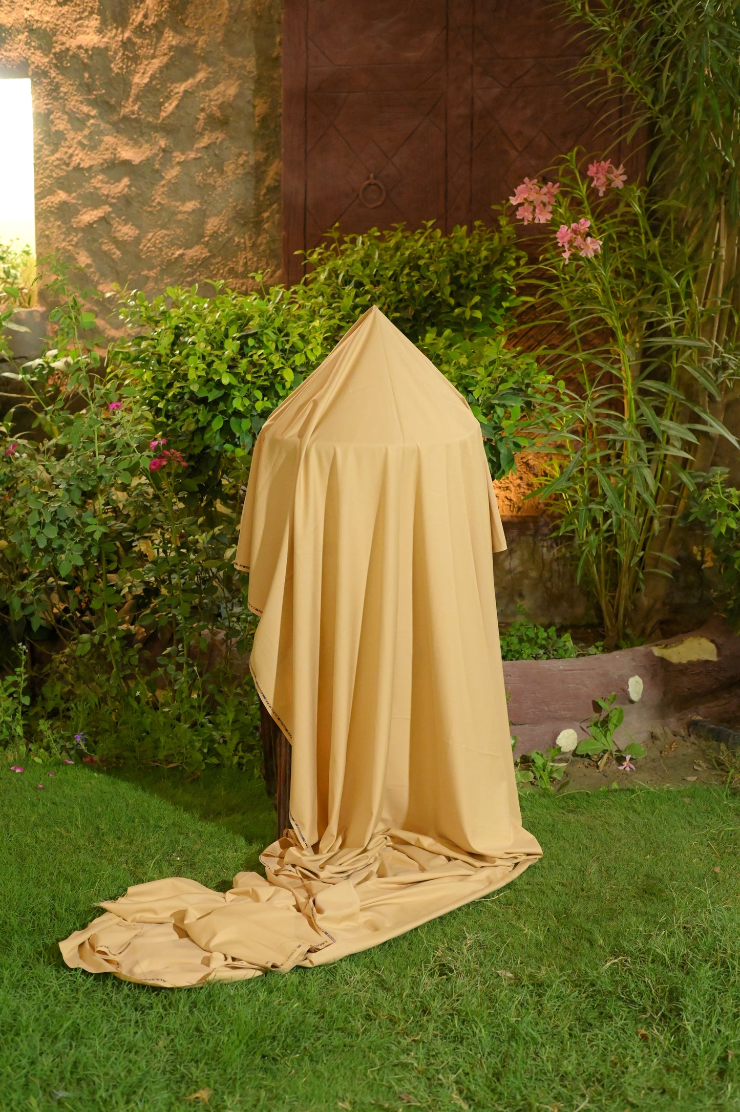 Italian boski washing wear<off white